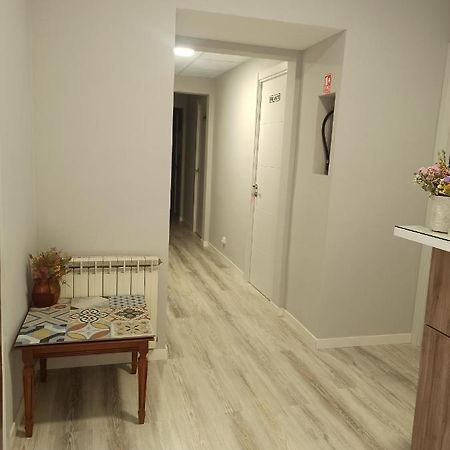 Hostal Ruta De Francia Barselona Dış mekan fotoğraf